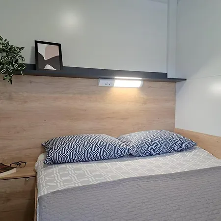 Small Casa de Férias Manjadvorci