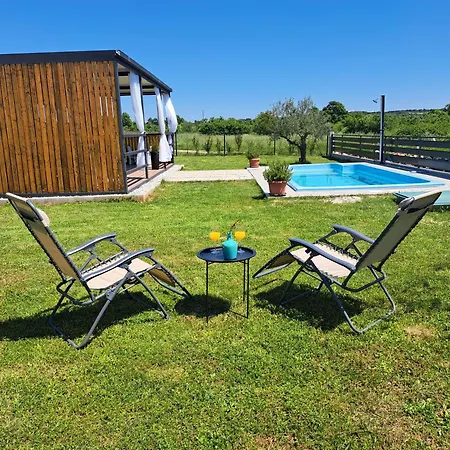 Casa de Férias Small